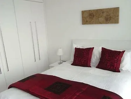 Apartment Serviced Leeds *